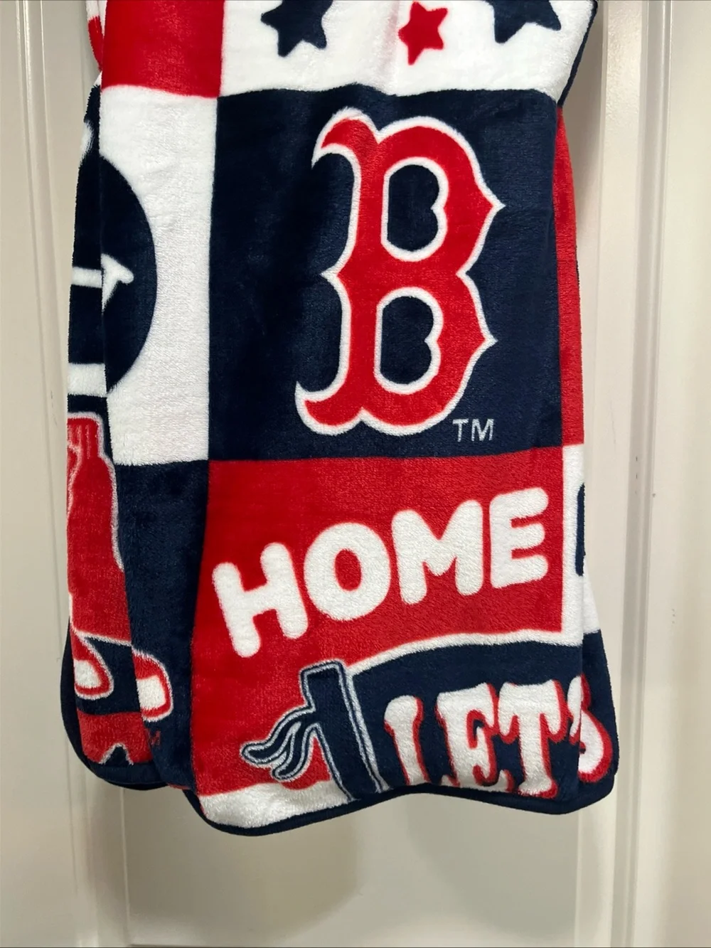 Boston Red Sox Super Soft Plush Blanket Youth 50 X 60 Throw Fleece New SEALED